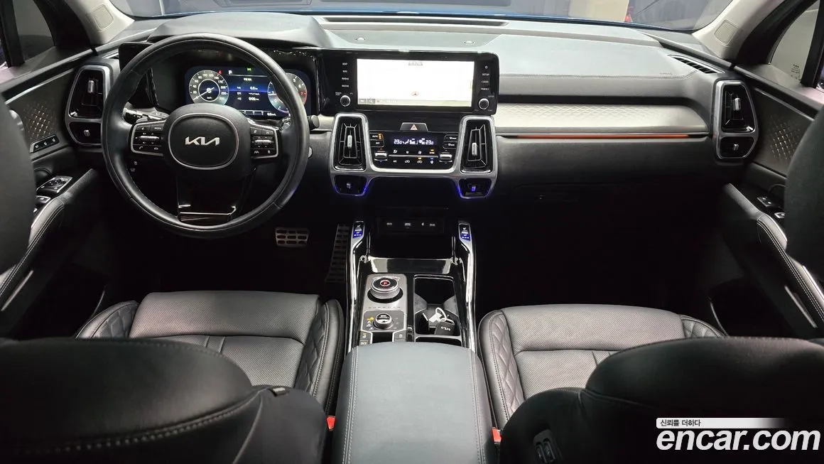 Kia Sorento — фото 8