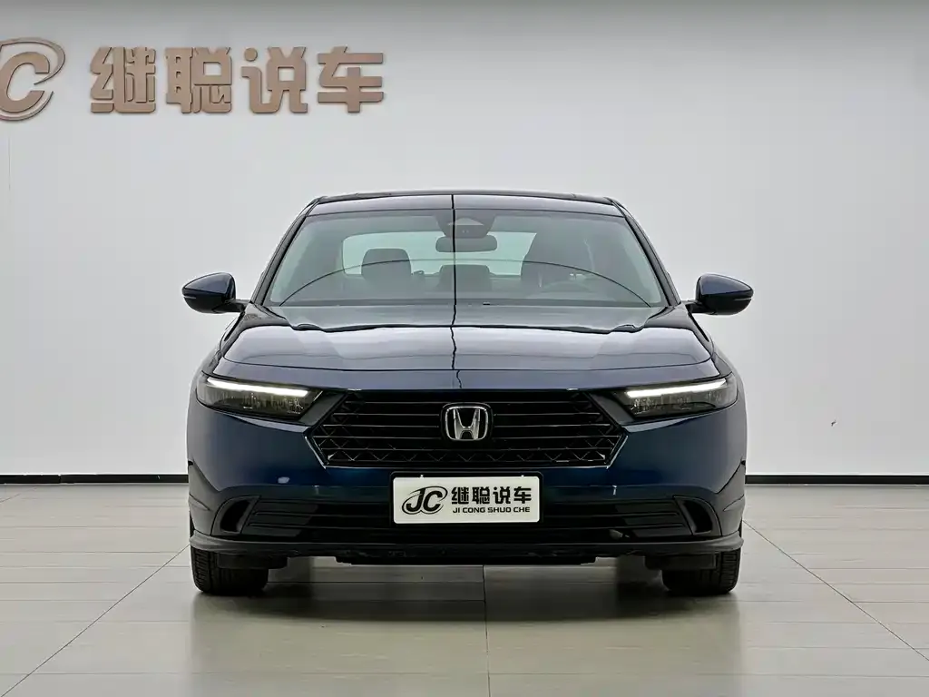 Honda Accord — фото 6