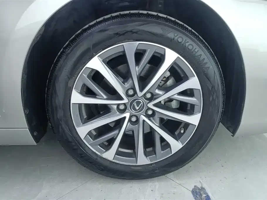 Lexus ES 2024 из CN, фото 7