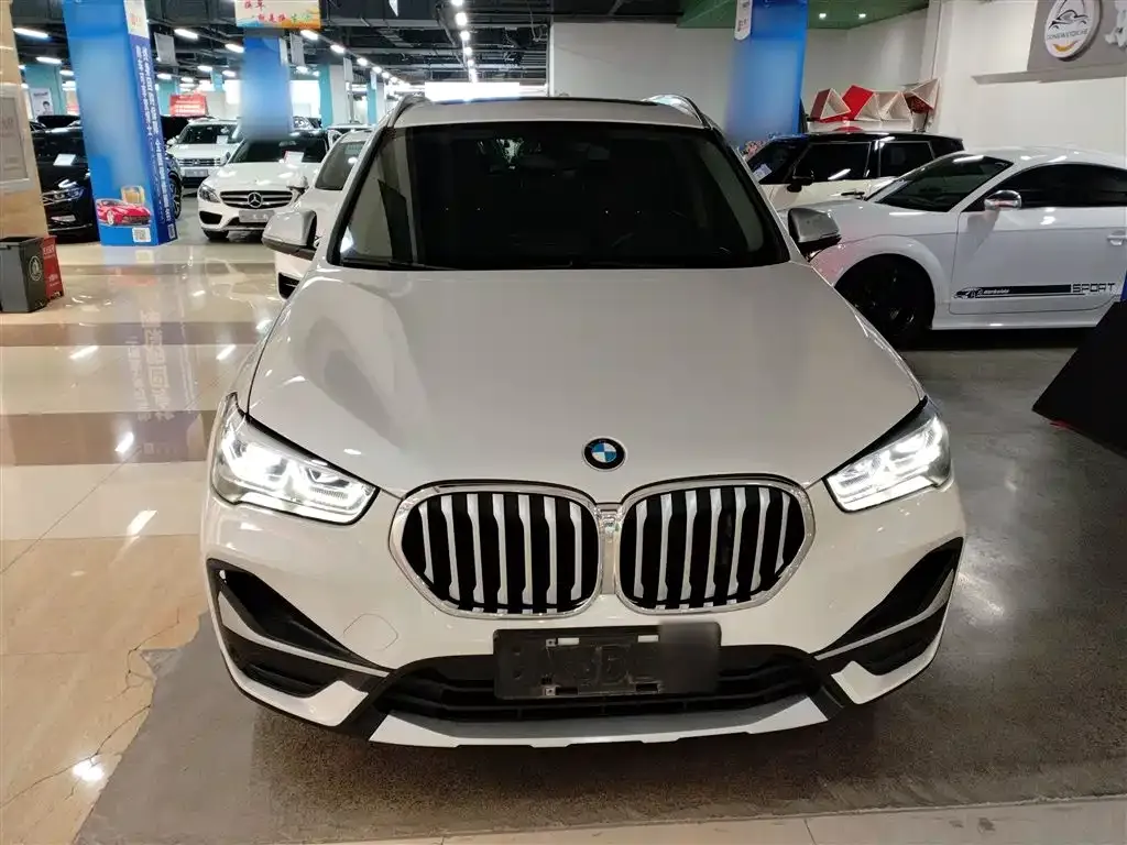BMW X1 2021 из CN, фото 3