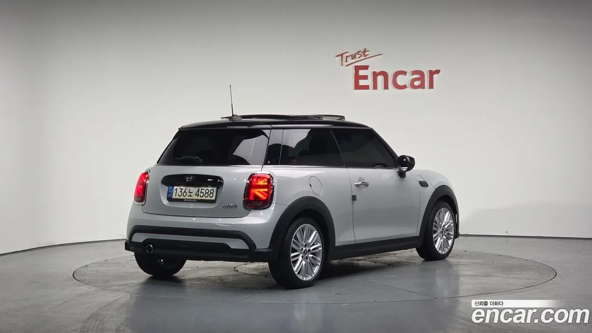 Mini Cooper 2022 из KR, фото 2