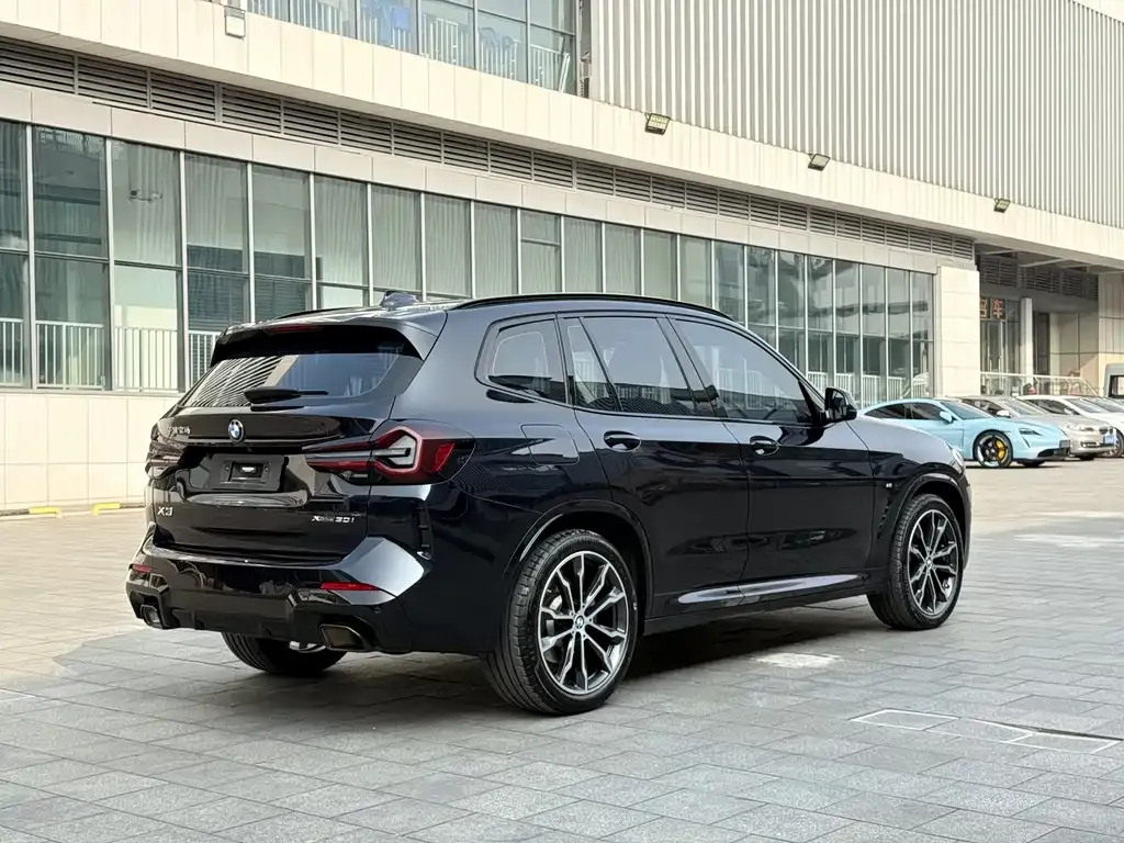 BMW X3 — фото 9