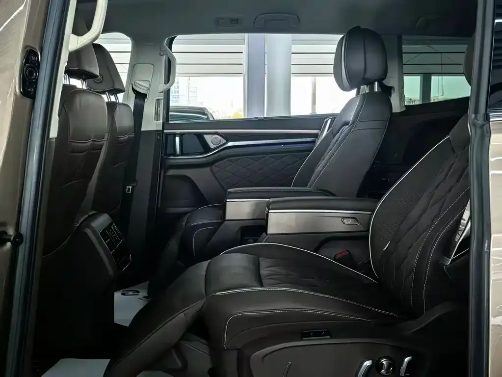 Volkswagen Viloran 2022 из CN, фото 4