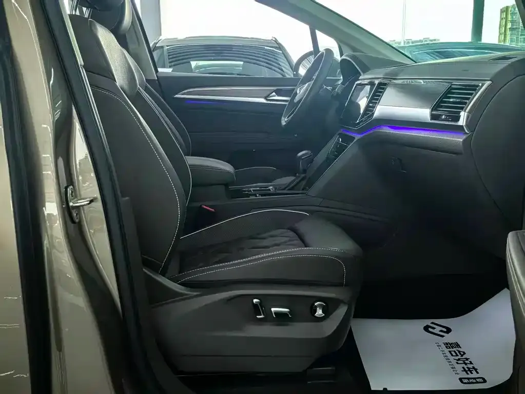 Volkswagen Viloran 2022 из CN, фото 6