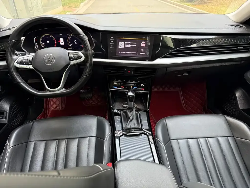 Volkswagen Passat 2023 из CN, фото 5