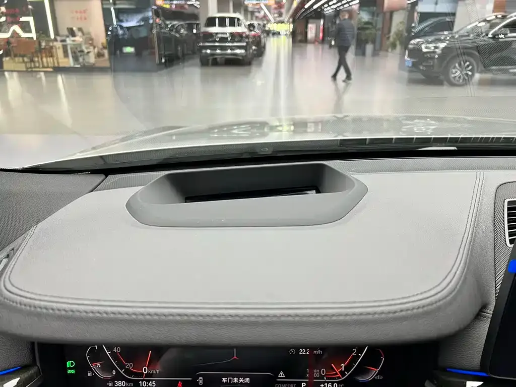 BMW 6 Series GT 2022 из CN, фото 9