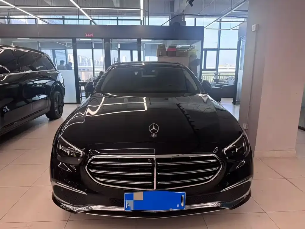 Mercedes-Benz E-Class 2024 из CN, фото 3