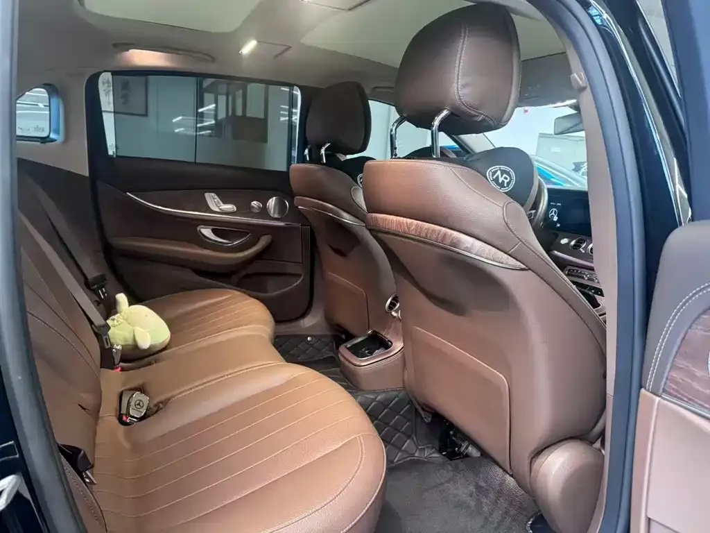 Mercedes-Benz E-Class 2024 из CN, фото 4