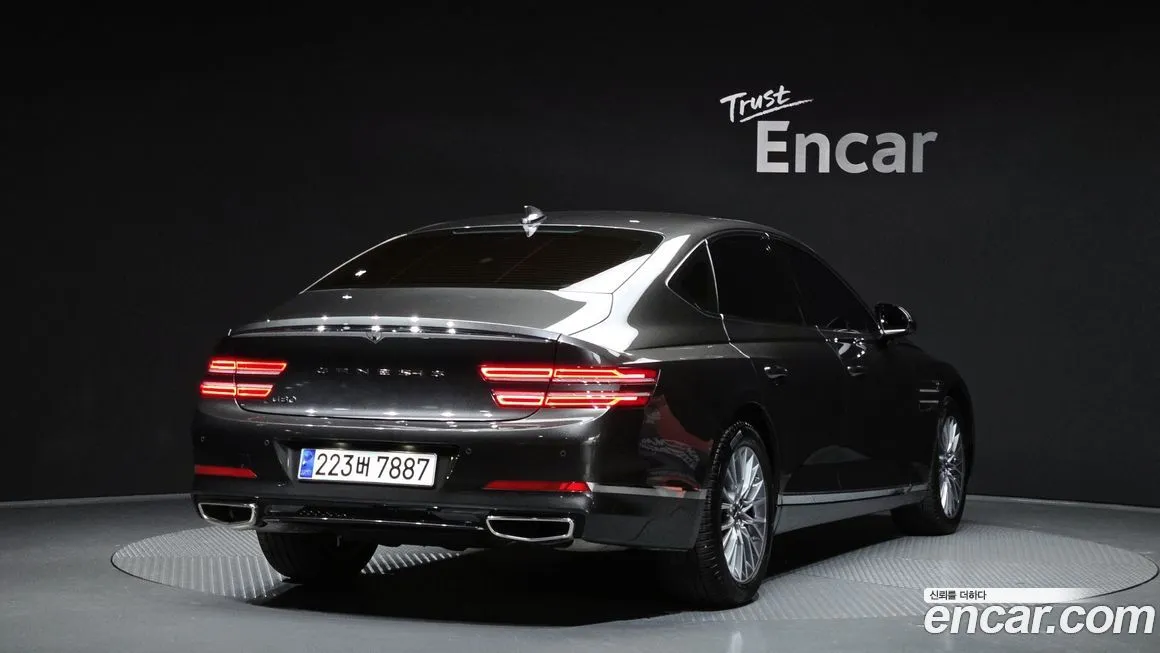 Genesis G80 — фото 2