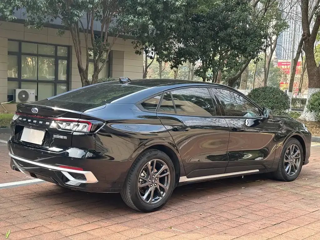 Ford Mondeo 2025 из CN, фото 6