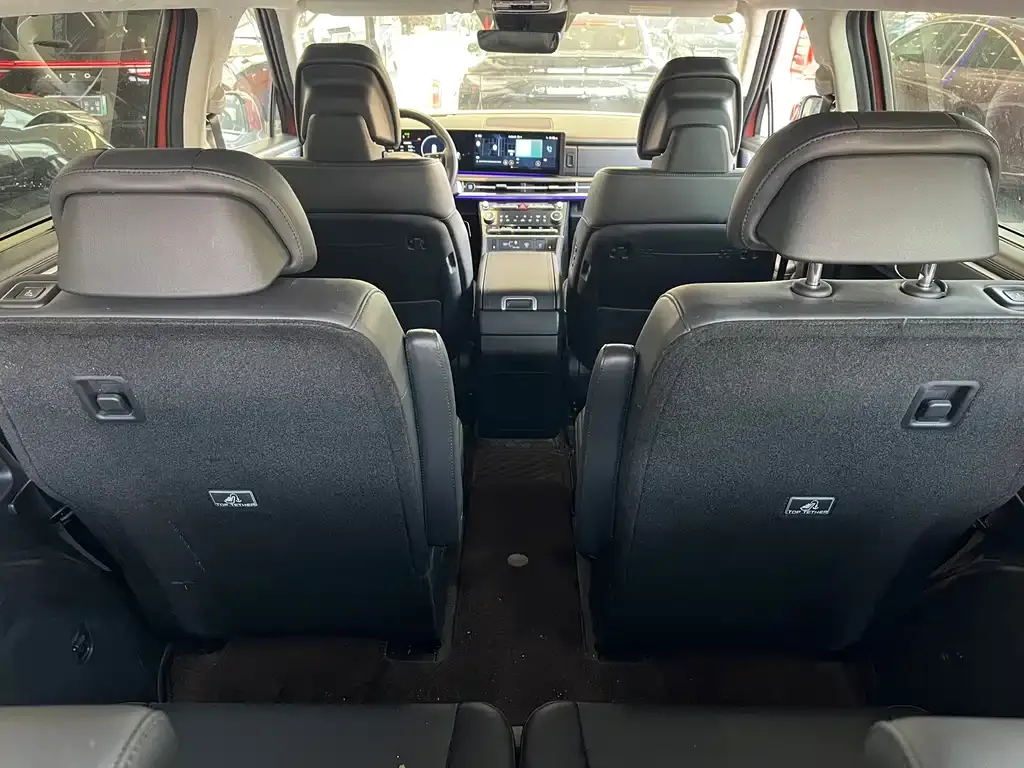Hyundai Santa Fe 2024 из CN, фото 2