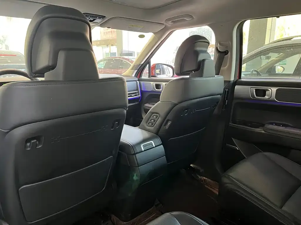 Hyundai Santa Fe 2024 из CN, фото 9