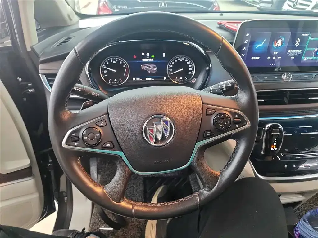 Buick GL8 2021 из CN, фото 3