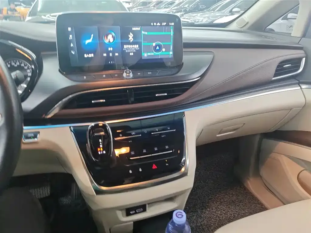 Buick GL8 2021 из CN, фото 5