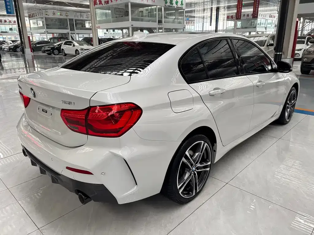 BMW 1 Series — фото 10
