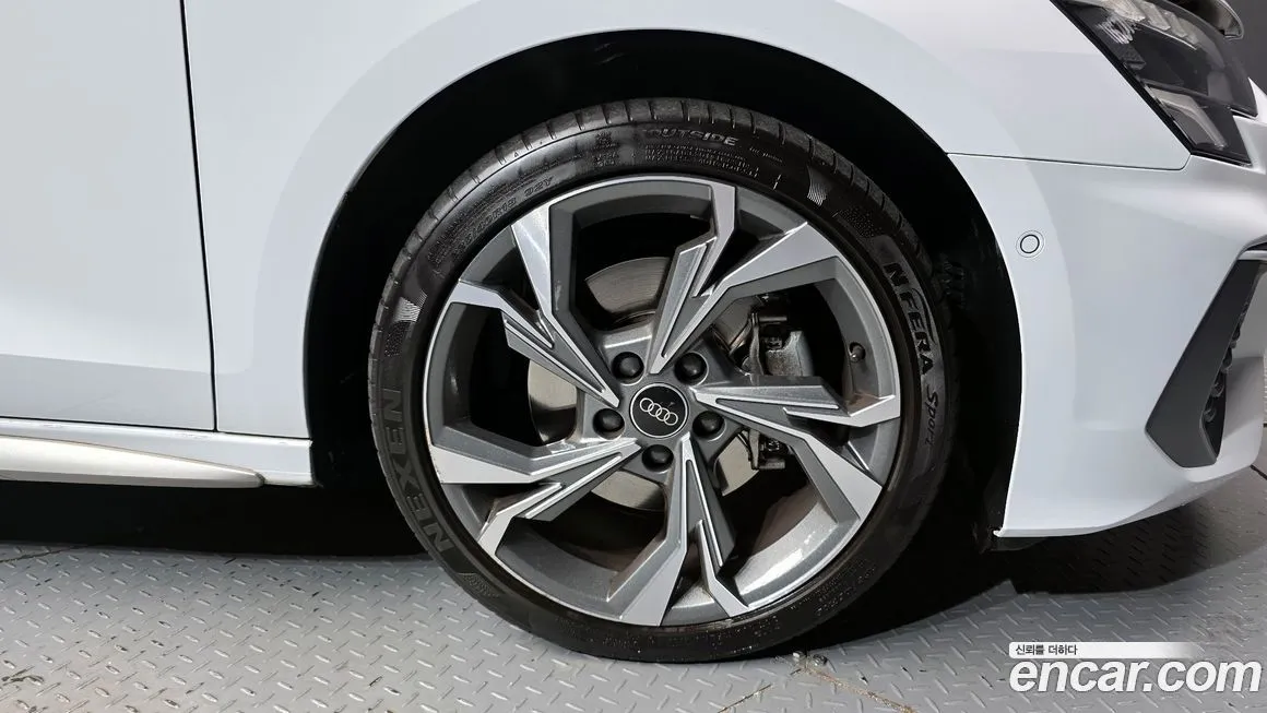 Audi A3 2023 из KR, фото 10