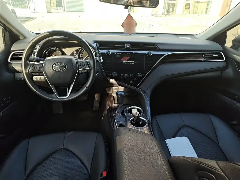 Toyota Camry 2021 из CN, фото 5