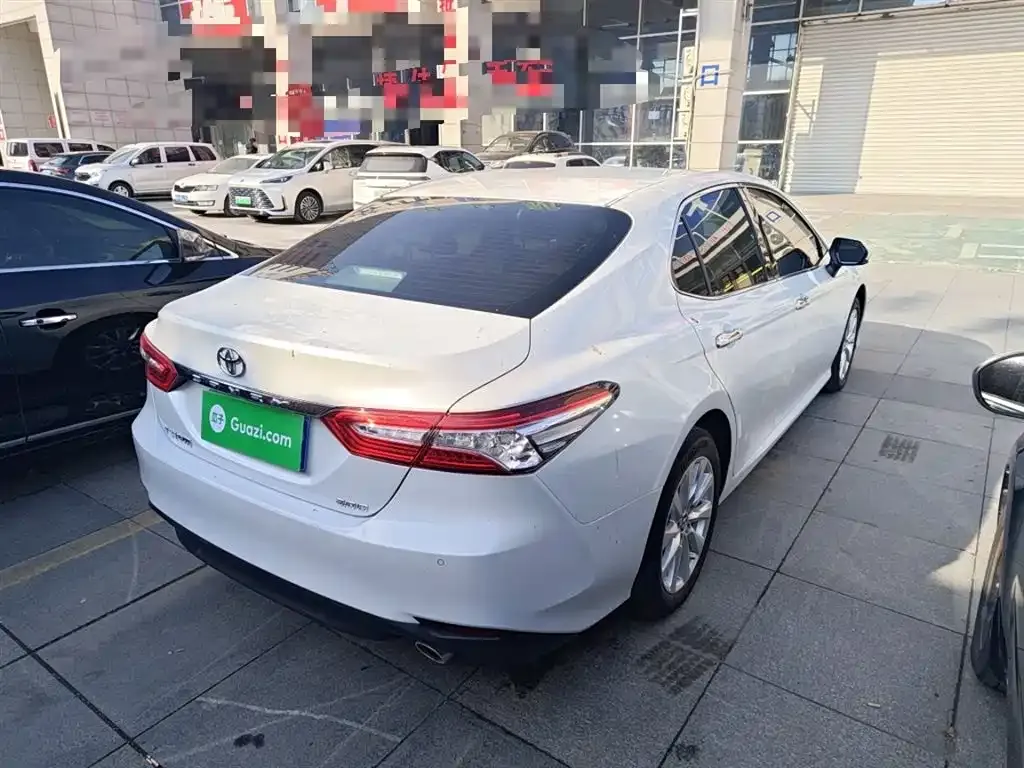 Toyota Camry 2021 из CN, фото 4