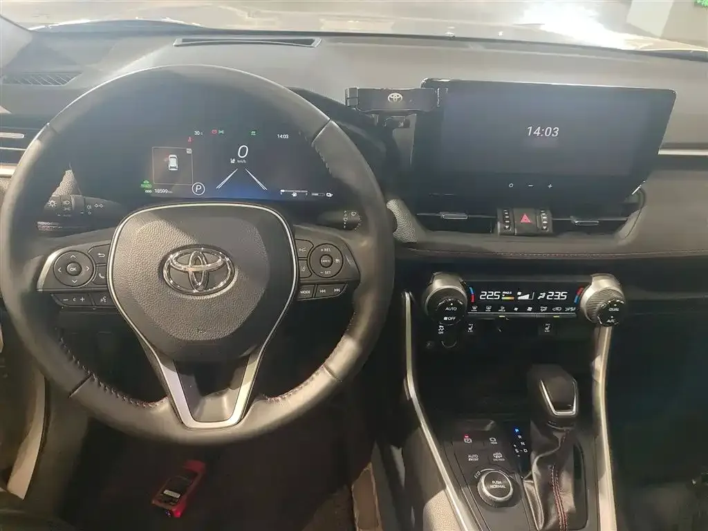 Toyota Wildlander New Energy 2024 из CN, фото 10