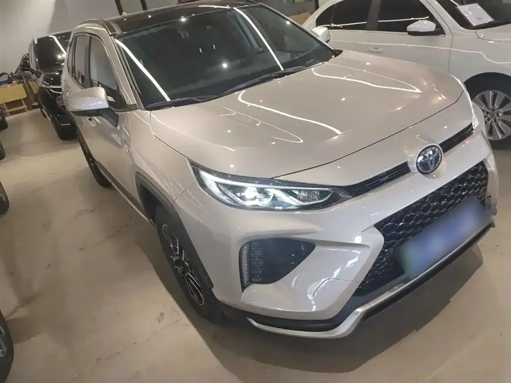 Toyota Wildlander New Energy 2024 из CN, фото 4