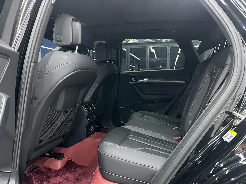 Audi Q5L 2024 из CN, фото 2