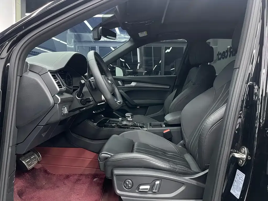 Audi Q5L 2024 из CN, фото 10