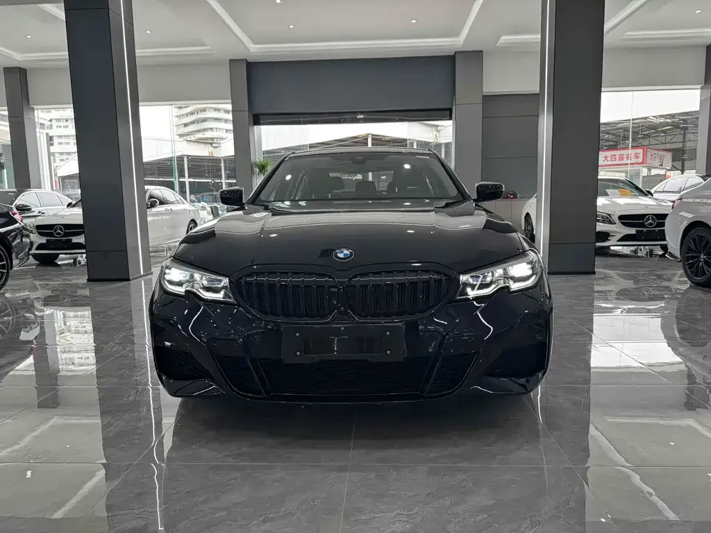 BMW 3 Series 2021 из CN, фото 6