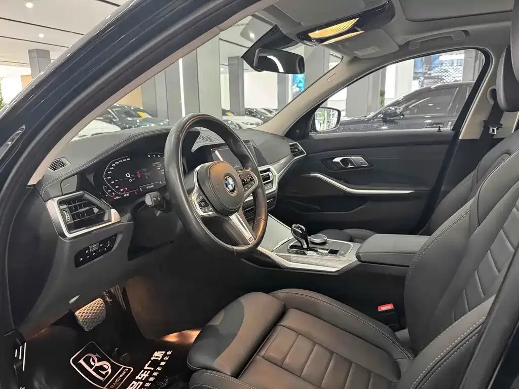 BMW 3 Series 2021 из CN, фото 3