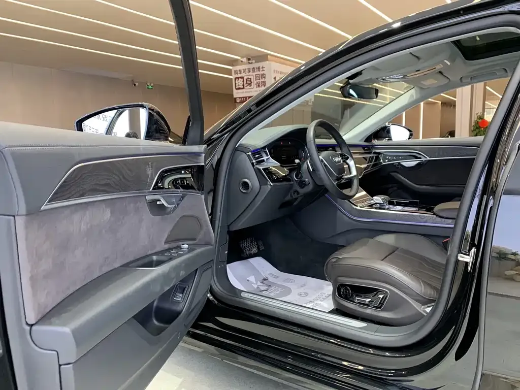 Audi A8 2026 из CN, фото 4