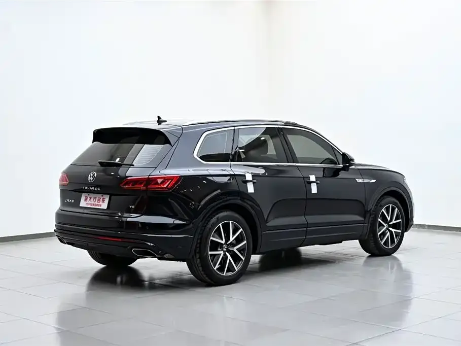 Volkswagen Touareg 2021 из CN, фото 2