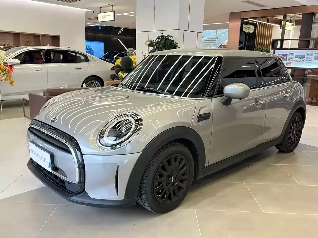 MINI Cooper (3-door) 2023 из CN, фото 1