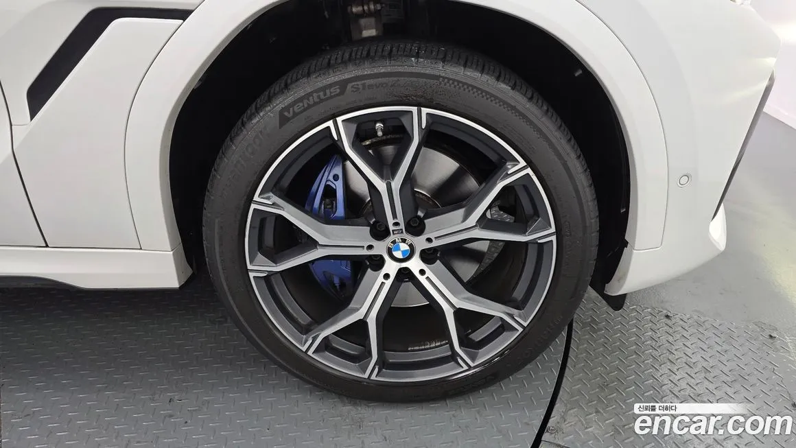 BMW X6 2021 из KR, фото 3