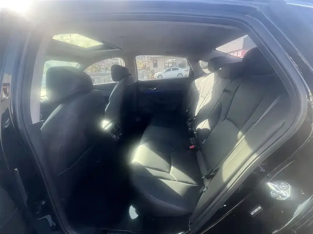 Honda Accord — фото 5