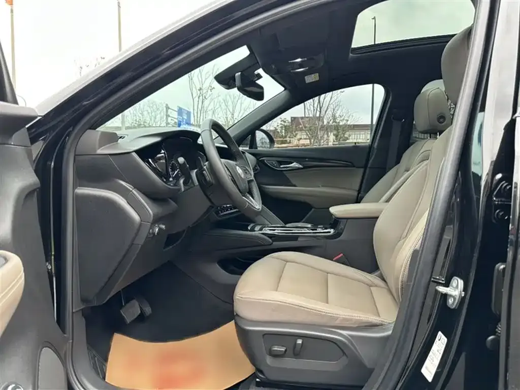 Buick Envision Plus — фото 5