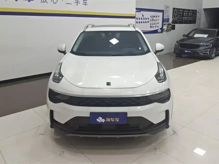 Lynk & Co 01 2022 из CN, фото 2
