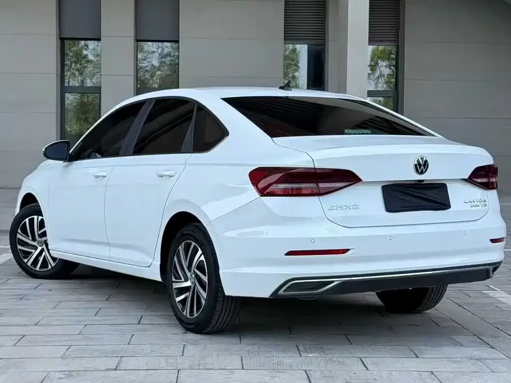 Volkswagen Lavida 2022 из CN, фото 2