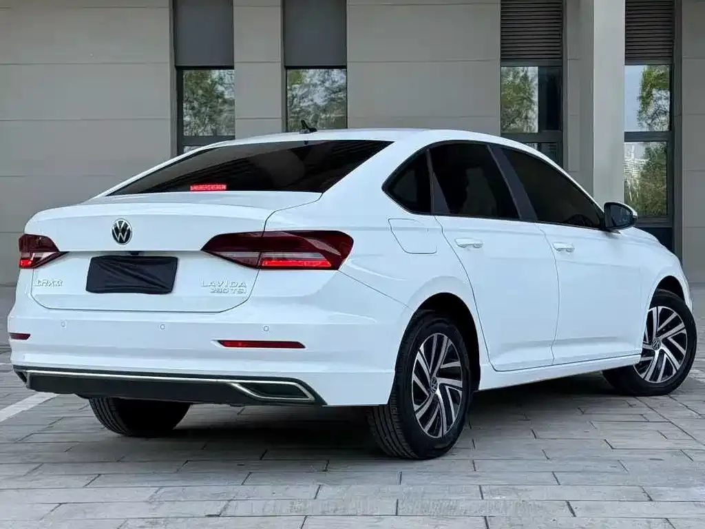 Volkswagen Lavida 2022 из CN, фото 7