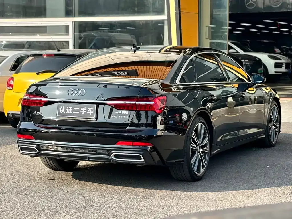 Audi A6L 2022 из CN, фото 10