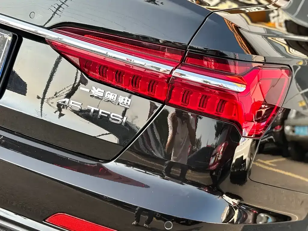 Audi A6L 2022 из CN, фото 3