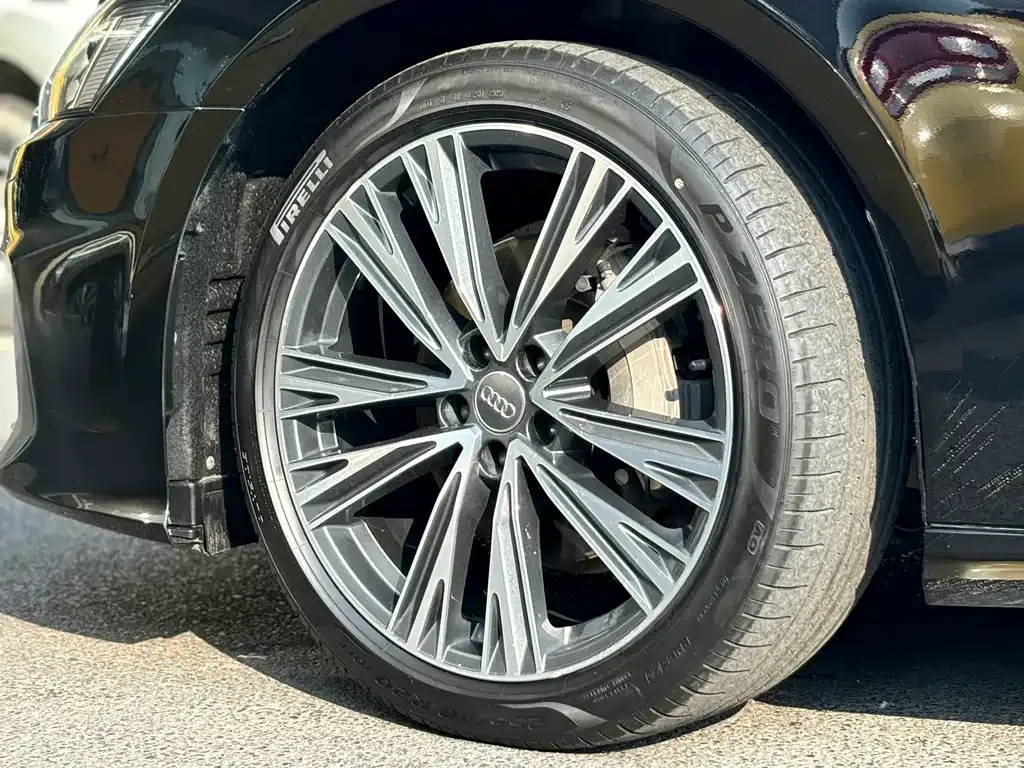 Audi A6L 2022 из CN, фото 5