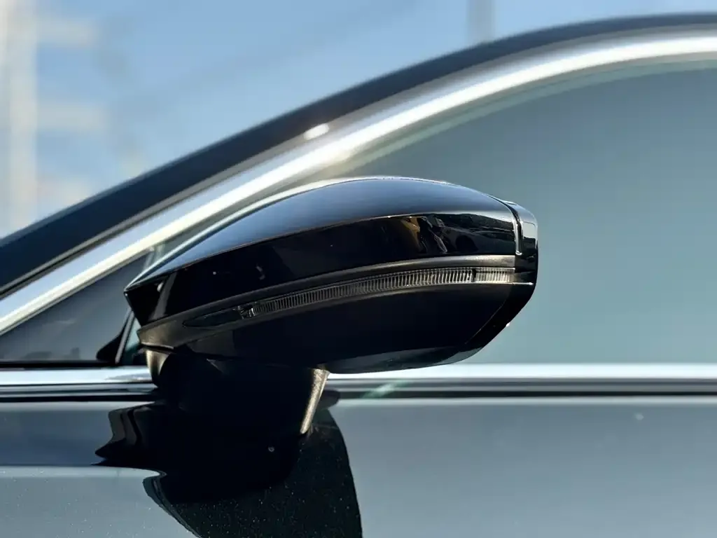 Audi A6L 2022 из CN, фото 2