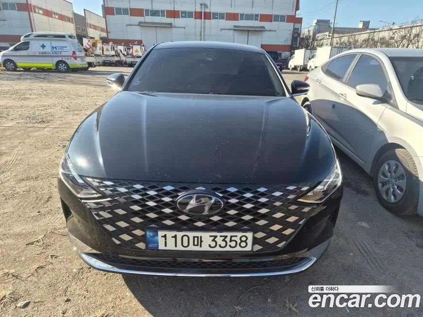 Hyundai Grandeur — фото 1