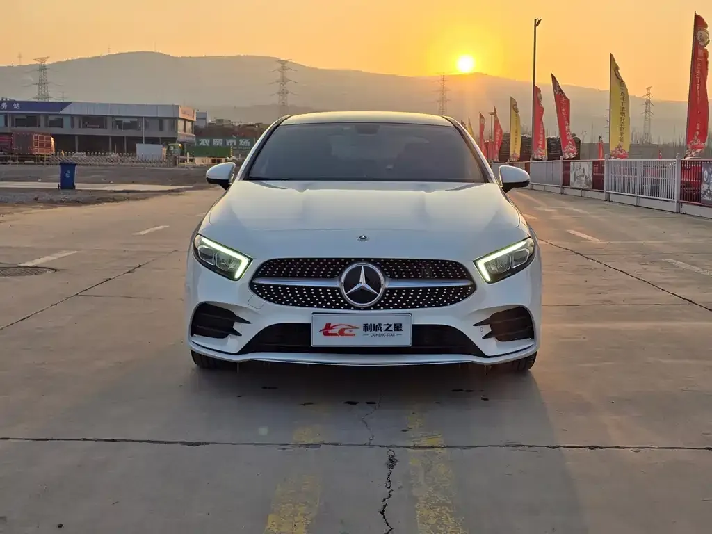 Mercedes-Benz A-Class 2021 из CN, фото 1