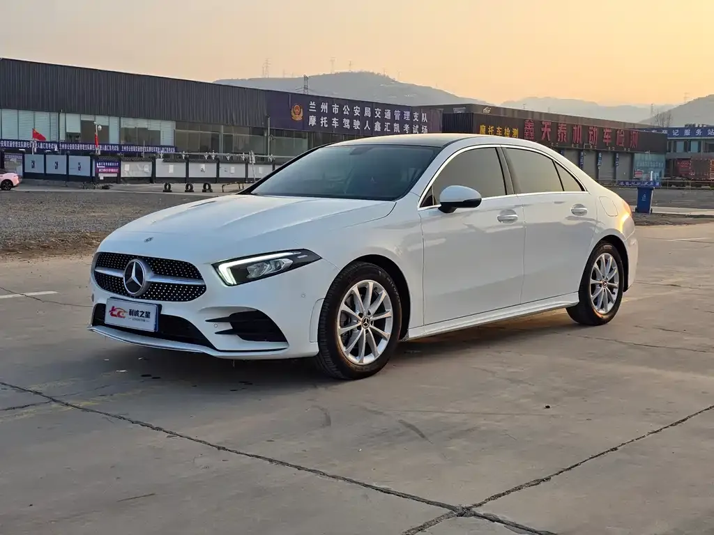 Mercedes-Benz A-Class 2021 из CN, фото 3