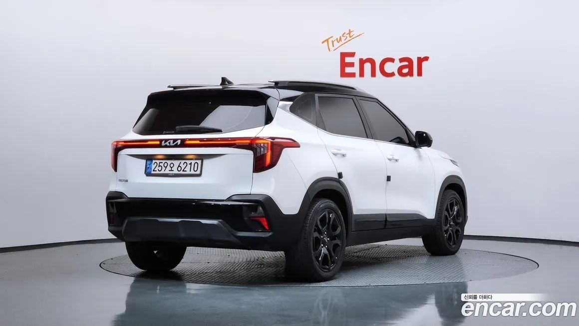 Kia Seltos 2023 из KR, фото 4