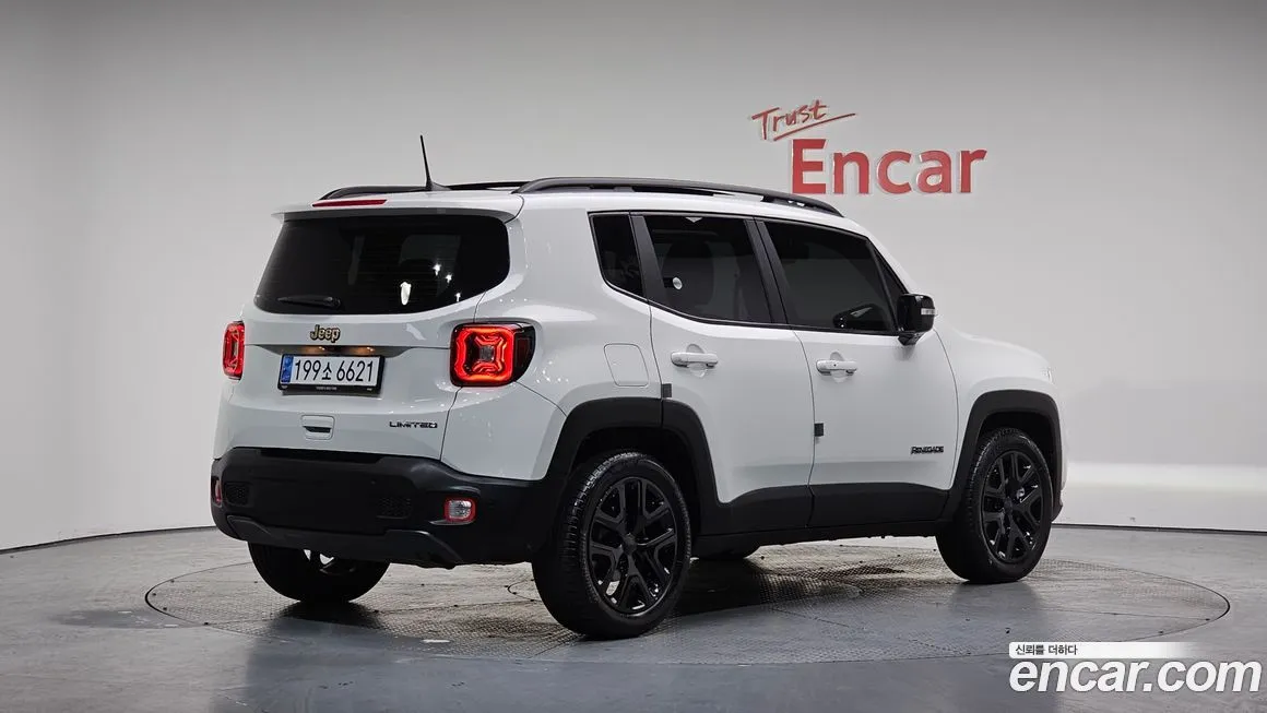 Jeep Renegade 2023 из KR, фото 5