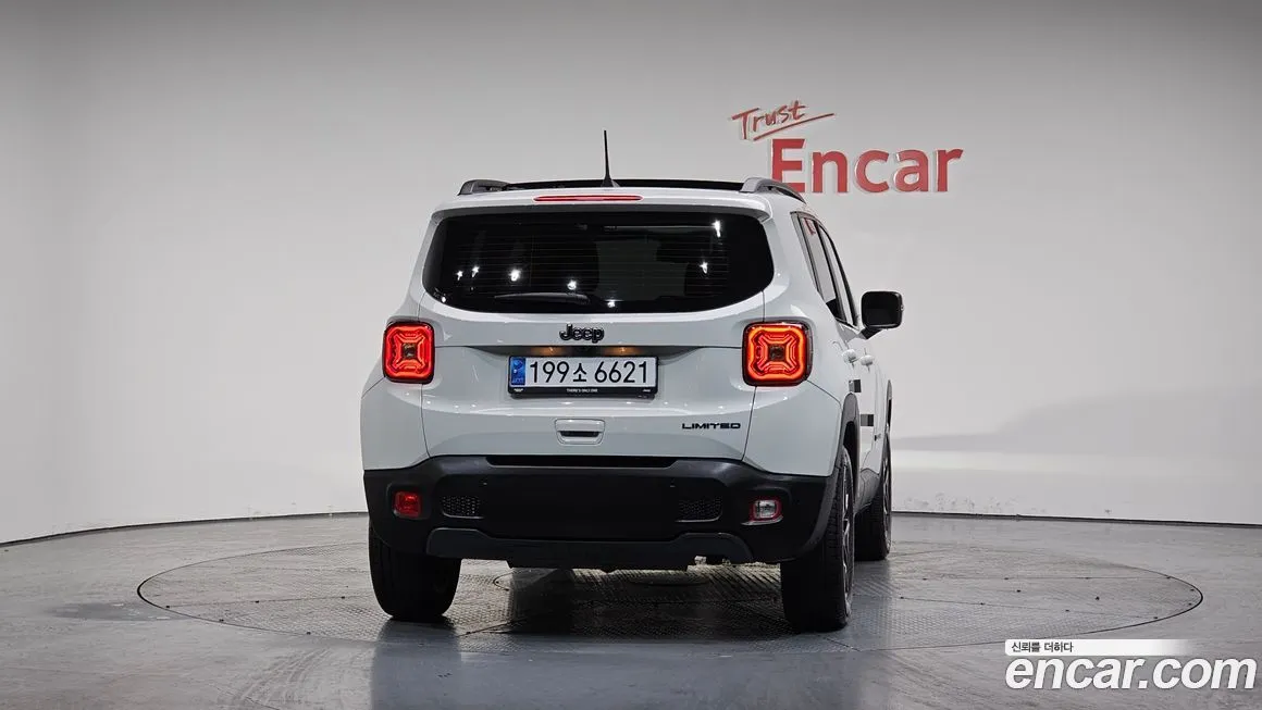 Jeep Renegade 2023 из KR, фото 10