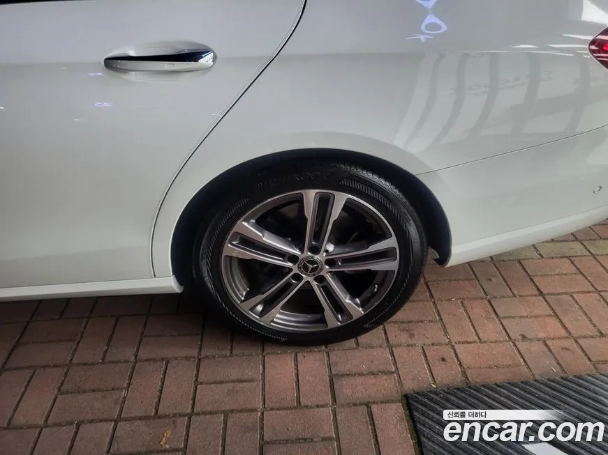 Mercedes-Benz E-Class 2021 из KR, фото 6