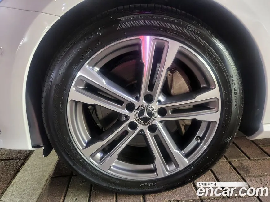 Mercedes-Benz E-Class 2021 из KR, фото 7