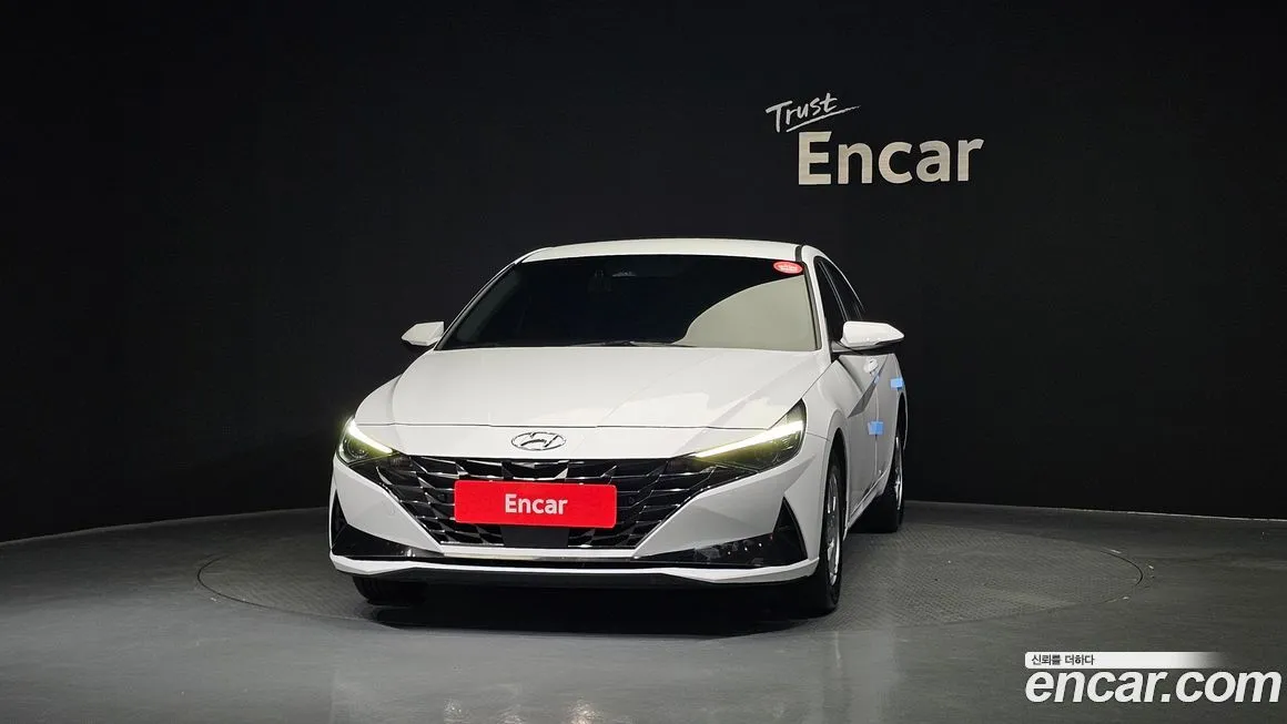 Hyundai AVANTE — фото 2